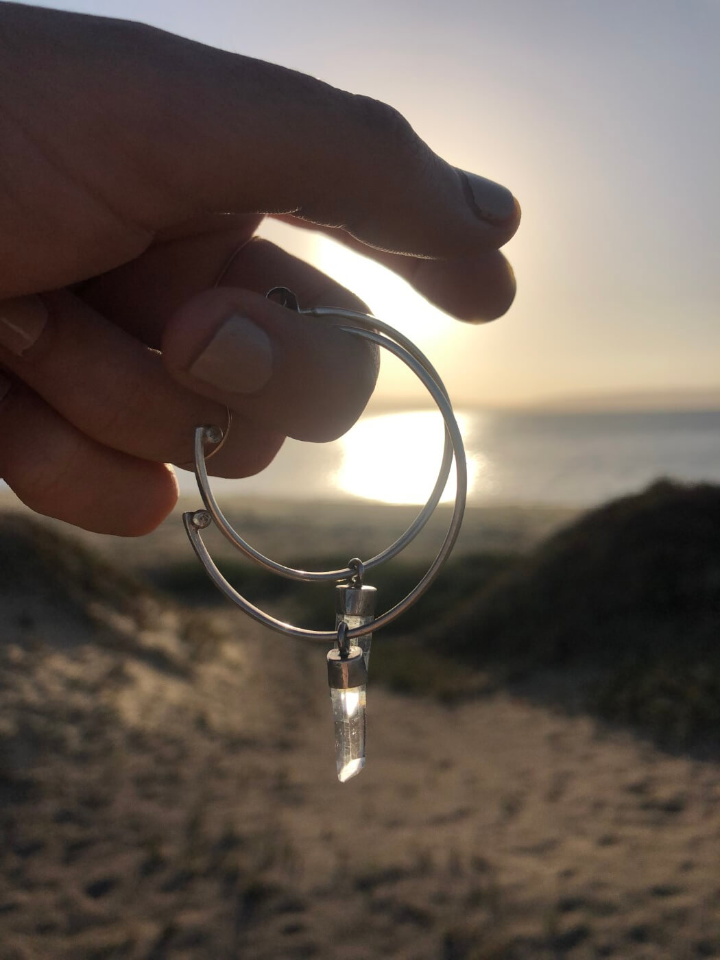 Arete Crystal Hoops 4cm Cuarzo Cristal