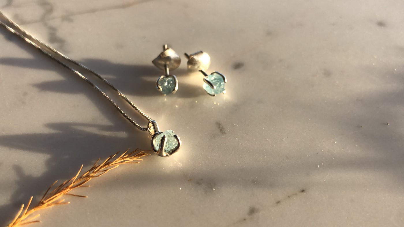 Collar Amulet 4mm Aguamarina